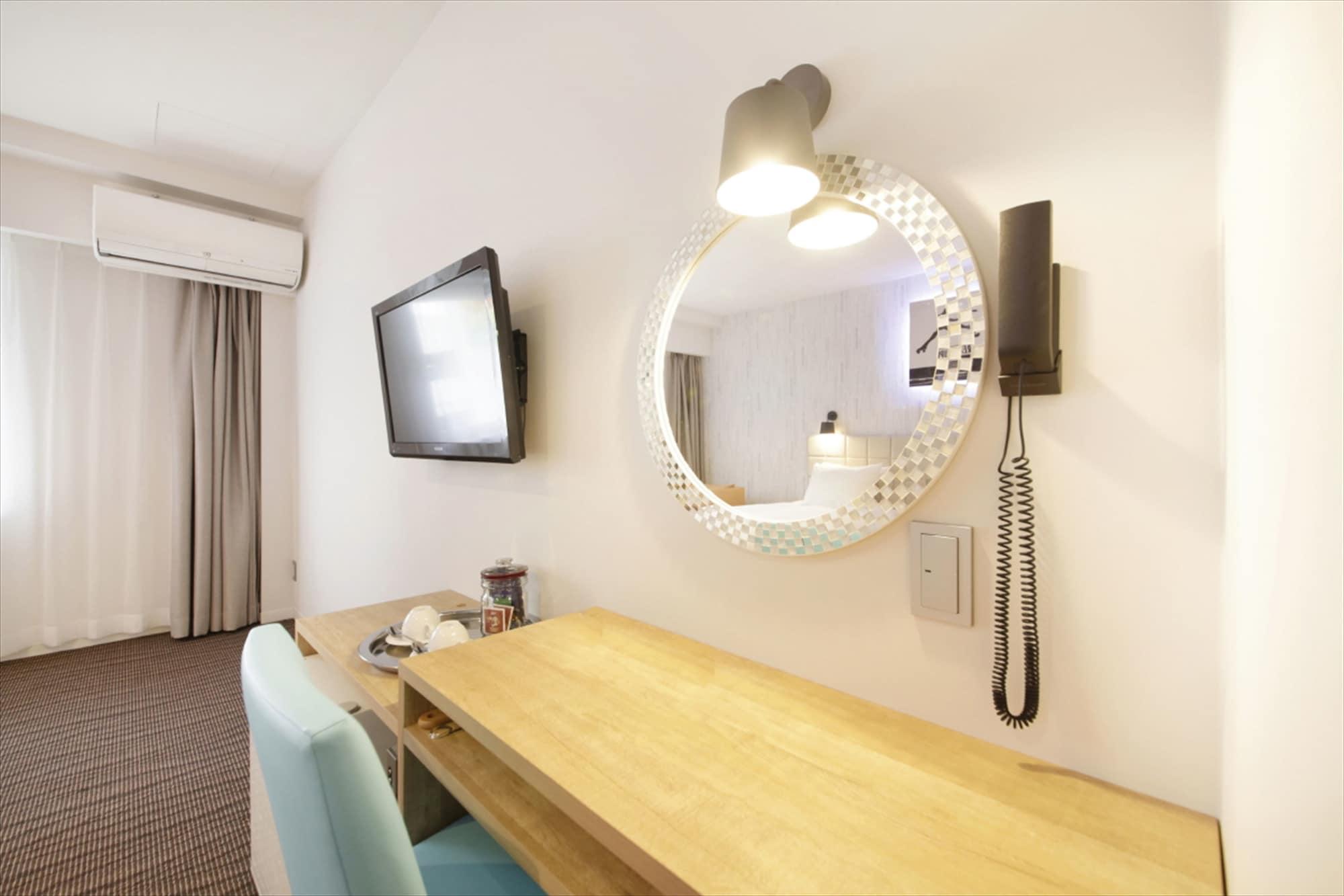 Hotel Plumm Йокогама Экстерьер фото