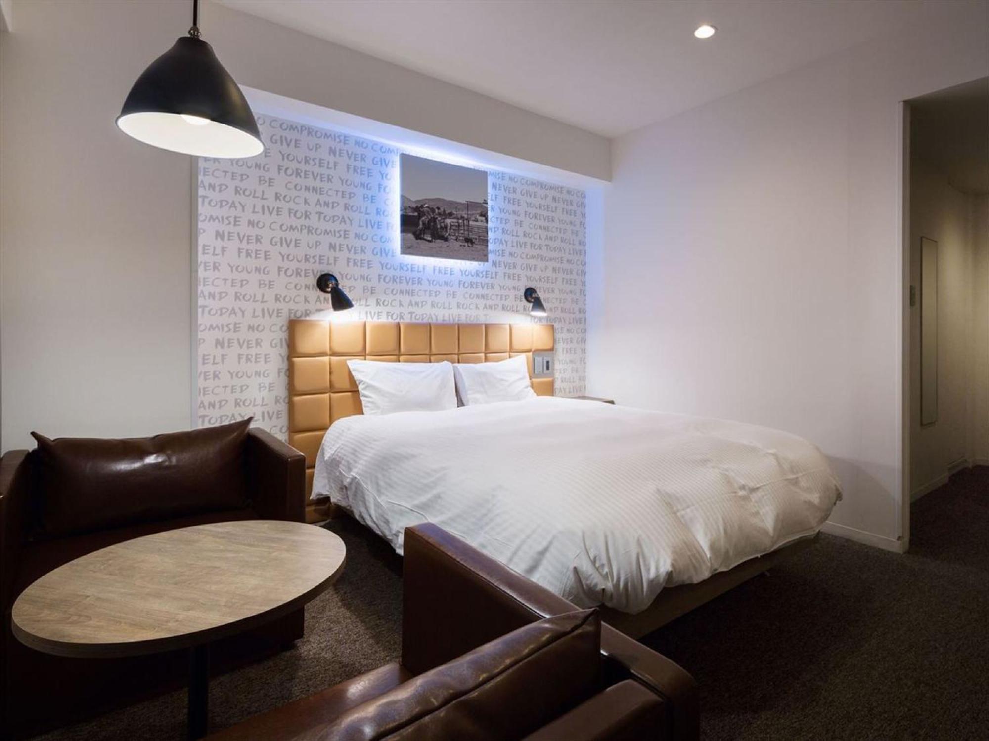 Hotel Plumm Йокогама Экстерьер фото