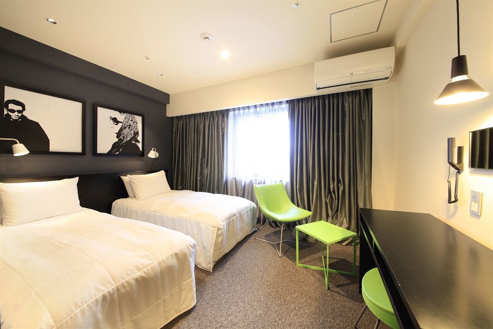 Hotel Plumm Йокогама Экстерьер фото