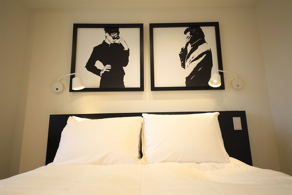 Hotel Plumm Йокогама Экстерьер фото